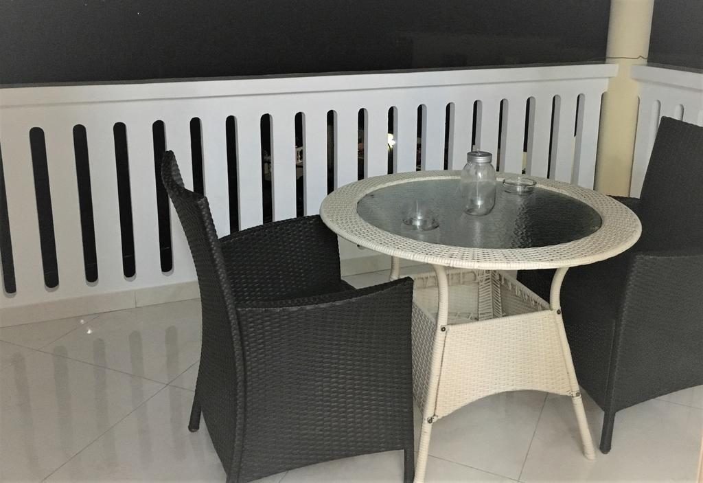 科林斯小屋公寓 博瓦隆 外观 照片